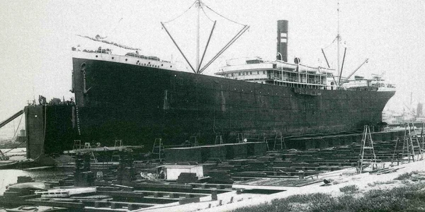 Valbanera in dry dock in Barcelona jpg