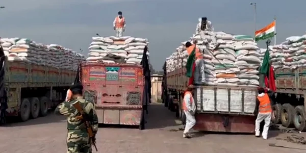 ajutoare India