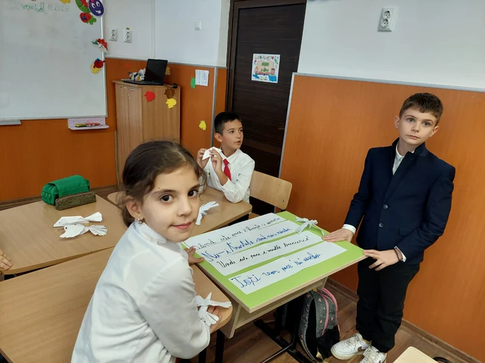 Alexandra era elevă în clasa a treia SURSA școală