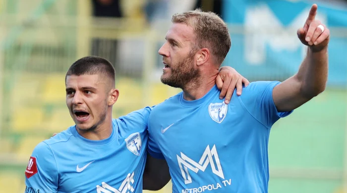 Nemec (dreapta) a picat în liga a doua cu FC Voluntari și va părăsi echipa în vara. FOTO: Facebook