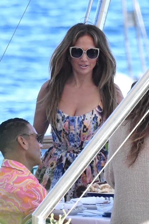 Jennifer Lopez, distracție în Amalfi, Profimedia (2) jpg