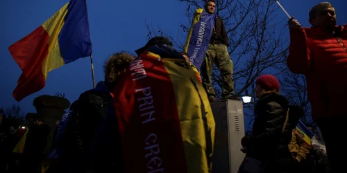 Proteste anti-restricţii covid - anti-vaccinare obligatorie - Bucureşti / 20 mar 2021 / FOTO Inquam Photos / Octav Ganea