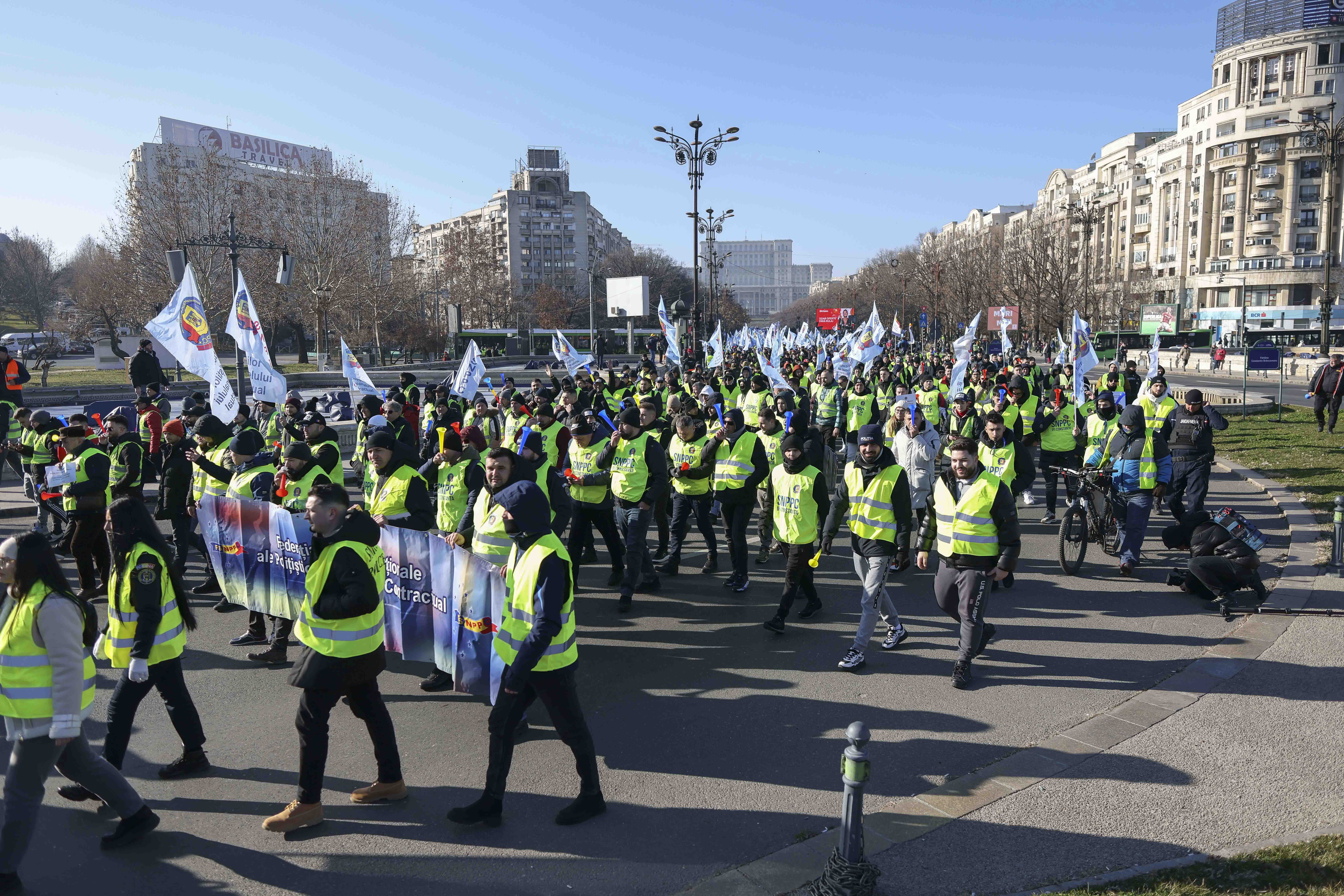 Protest organizat de Sindicatul Național al Poliţiştilor şi al Personalului Contractual în Bucuresti. FOTO Inquam Photos / George Călin