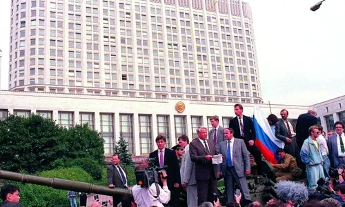 VIDEO Dezbatere Historia: Puciul care a lichidat URSS jpeg