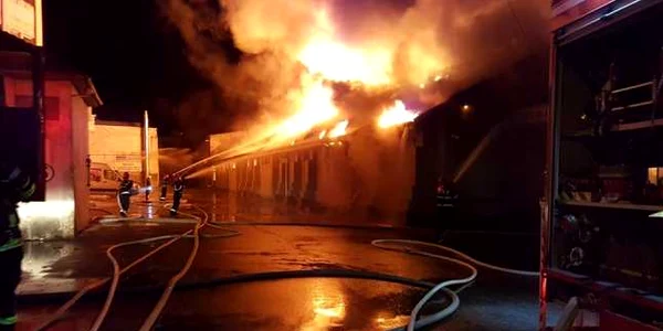 incendiu magazin zalau