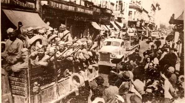28 februarie: Generalul Nicolae Rădescu şi a prezentat demisia după două luni de guvernare sub presiunea Armatei Roşii jpeg