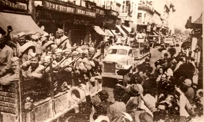 28 februarie: Generalul Nicolae Rădescu şi a prezentat demisia după două luni de guvernare sub presiunea Armatei Roşii  jpeg