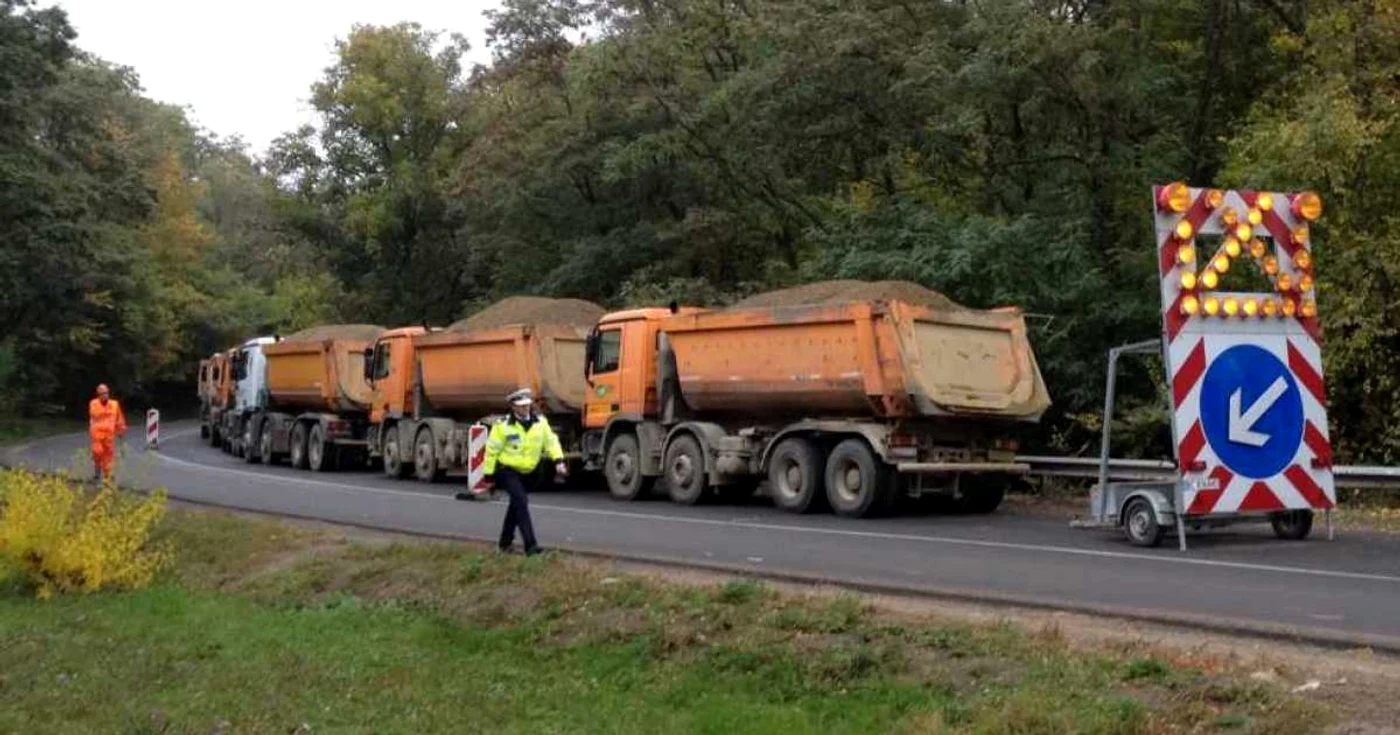 Modernizarea drumului Botoşani-Suceava a început anul trecut cu o vizită a lui Victor Ponta la Botoşani FOTO Adevărul