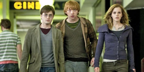 Daniel Radcliffe, Rupert Grint şi Emma Watson 