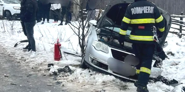 Opt persoane, dintre care cinci copii, rănite într-un accident rutier în județul Argeș FOTO Facebook/Pitești24