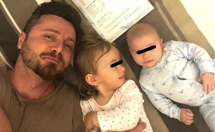 Tavi Clonda și Gabriela Cristea, alături de micuțele lor, Iris și Victoria Foto: Instagram/ Viva