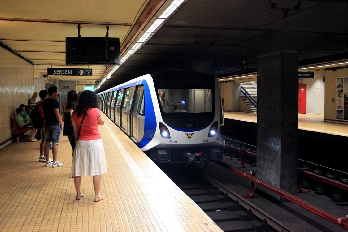 metrouri caf
