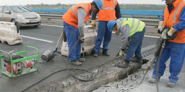 Autorităţile locale, codaşe la investiţii