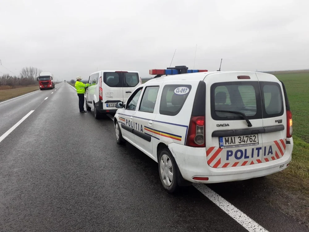 Controale pentru verificarea modului în care se respectă măsurile de protecţie sanitară FOTO IPJ Călăraşi