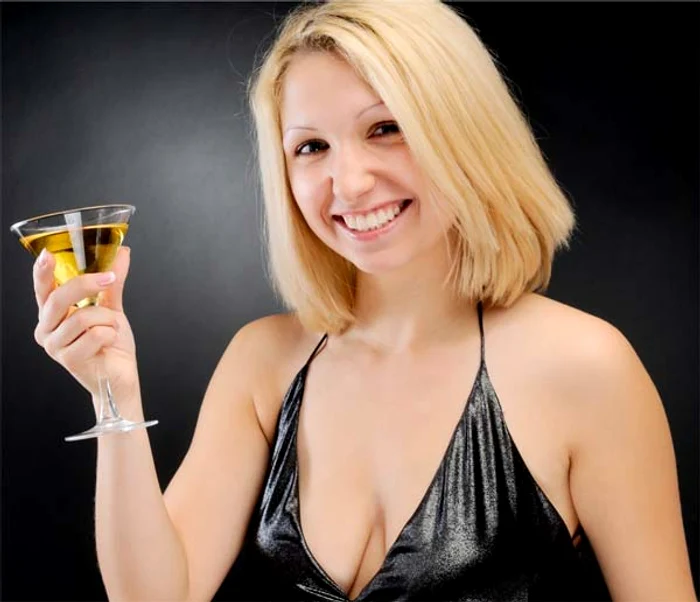 Femeile consumă mai mult alcool după căsătorie