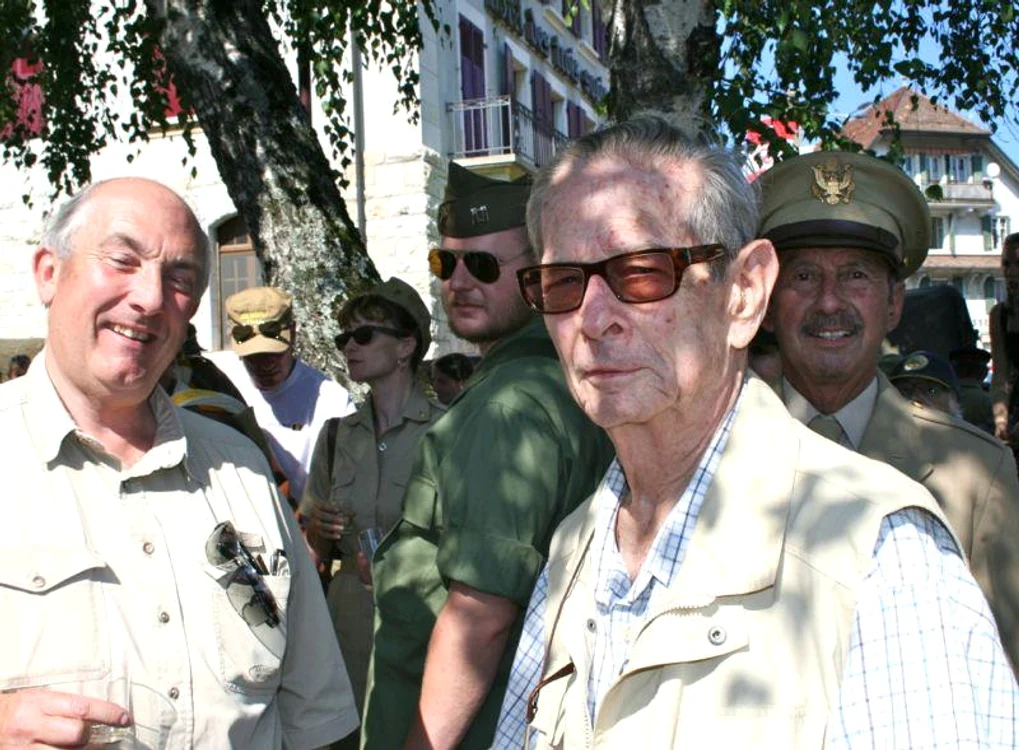 Regele Mihai a condus un Jeep din Al Doilea Razboi Mondial