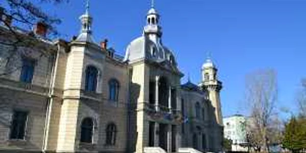Urmaşii familiei Ghika sunt implicaţi într-un dosar de corupţie. Palatul Ghika a fost retrocedat în urmă cu doi ani FOTO Mircea Merticariu