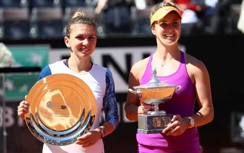 Simona Halep cu trofeul dupa finala turneului de la Roma FOTO Guliver / Getty Images / Michael Steele