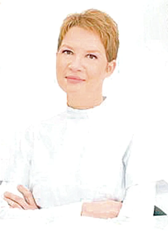 Dr. Vitalie Stan, directorul  Spitalului de Arşi, şi chirurgii  Cristina Isac şi Nicolae Antohi,  au fost arestaţi pentru luare de mită şi decontare ilegală a operaţiilor