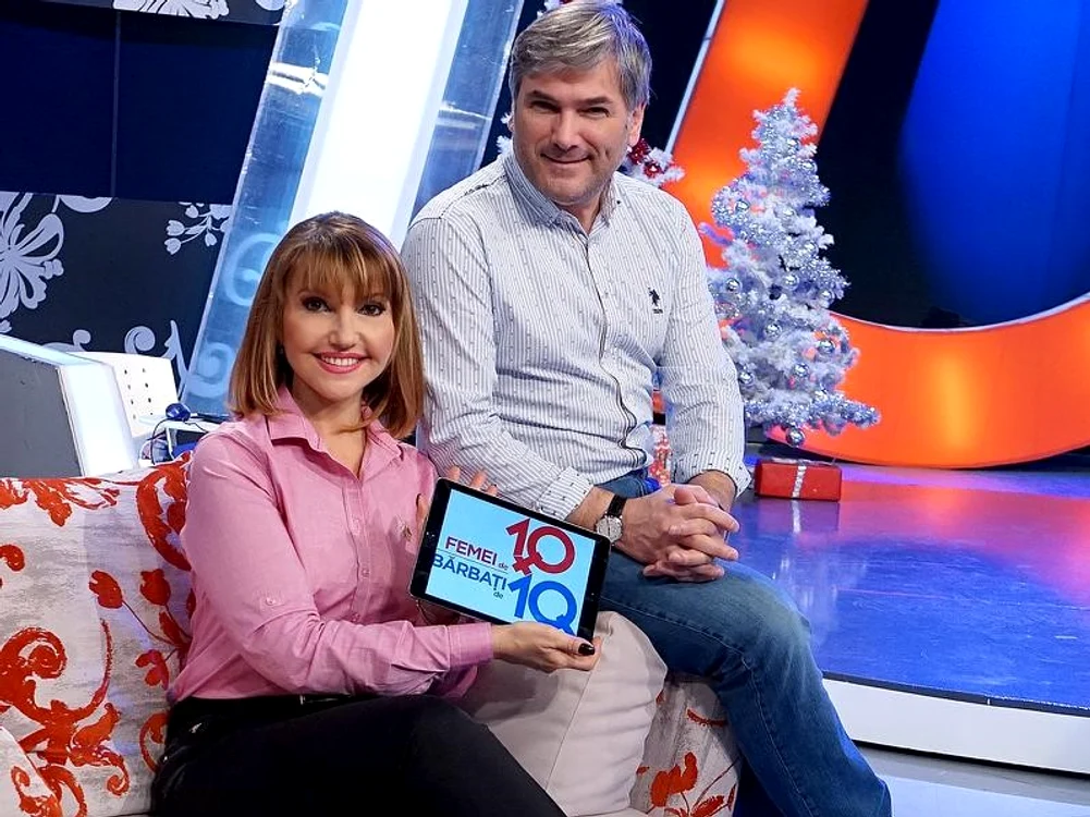 Mircea Radu a prezentat alături de Marina emisiunea din 2016 până la finalul anului 2017