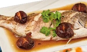 biban de mare cu ciuperci jpg