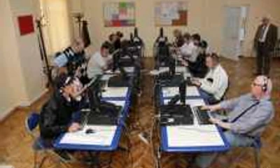 Nevăzătorii au la dispoziţie o sală de internet cu aparatură performantă