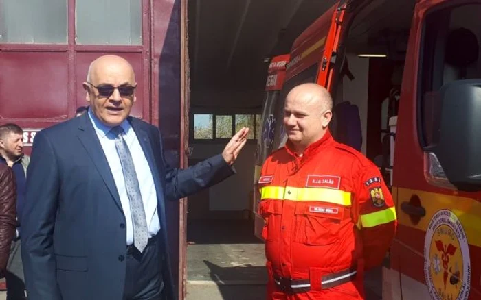 Raed Arafat şi şeful UPU-SMURD Zalău FOTO Andreea Vilcovschi