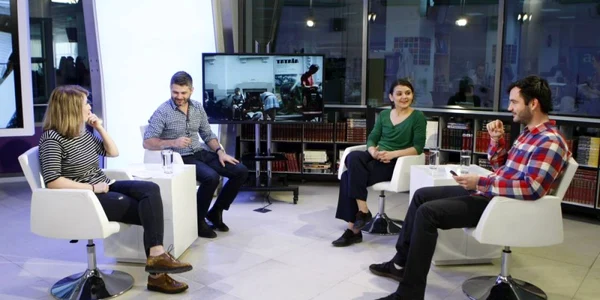 Alina Daniela- Istrate - Cristian Neagoe si Daniel Voinea la Adevarul Live FOTO Eduard Enea 