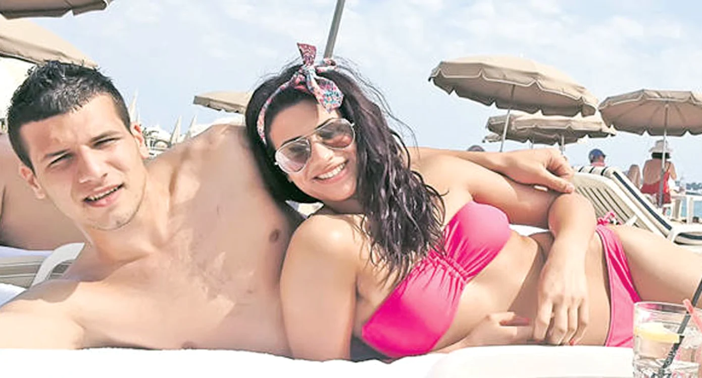 Şi-a dus iubita pe Coasta de Azur