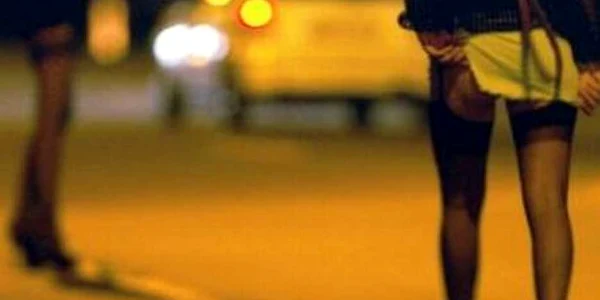 Cinci prostituate jefuiau clienţii cu care întreţineau relaţii sexuale