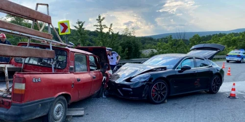 Porsche accident