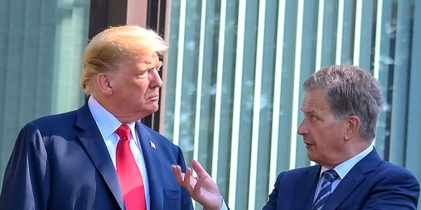 Sauli Niinisto discutand cu Donald Trump FOTO EPA-EFE