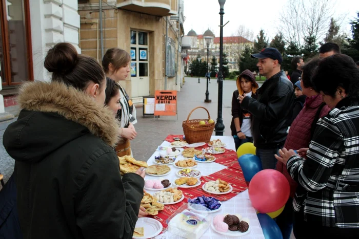 Târgujienii au degustat preparatele tradiţionale din Barabia FOTO Alin Ion