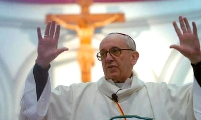 De la demisia lui Benedict al XVI lea la alegerea papei Francisc jpeg