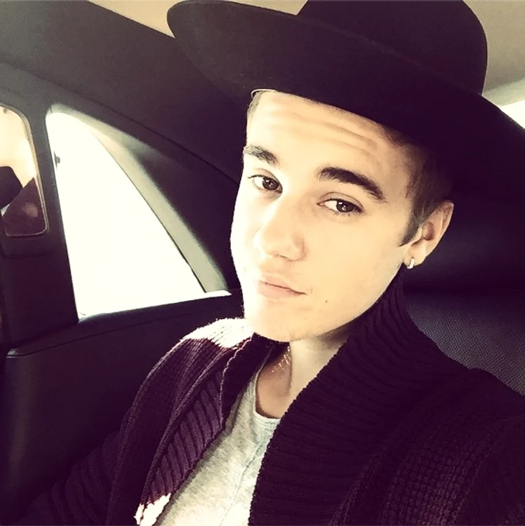
    Justin Bieber (20 de ani)foto: Instagram  