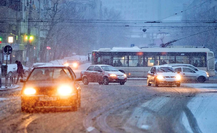 Drumurile alunecoase au provocat accidente