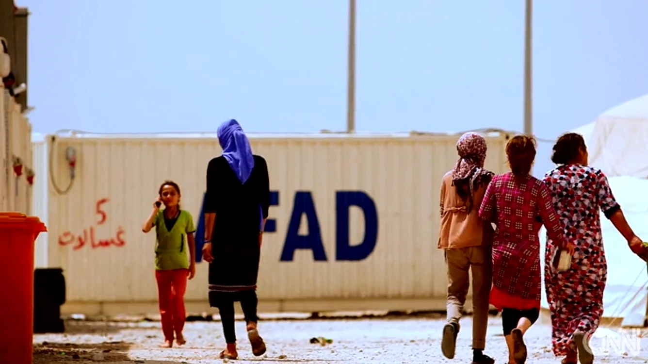 
    Femeile din comunitatea yazidă sunt tratate ca niște sclave sexuale de către luptătorii Statului IslamicFoto: CNN  