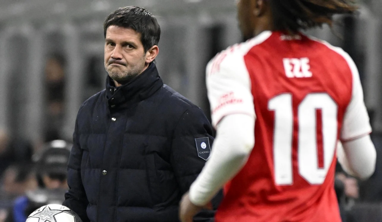 Cristi Chivu a asistat la înfrângerea echipei sale (FOTO: EPA)