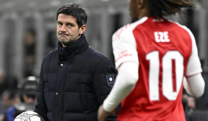 Cristi Chivu a asistat la înfrângerea echipei sale (FOTO: EPA)