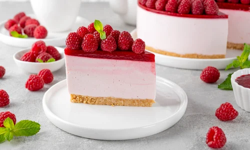 Cheesecake cu zmeura FOTO Shutterstock jpg
