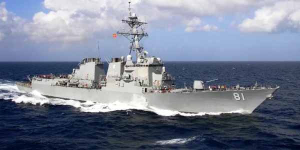  nava USS Winston Churchill foto twitter