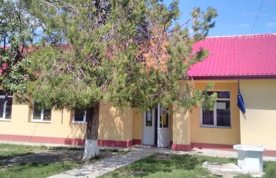 Şcoala din Voineşti