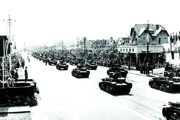 Tancuri Bucuresti iulie 1942 jpg jpeg