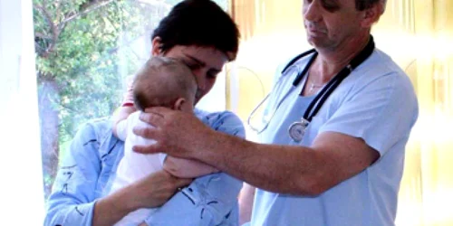 Bacău: Sute de copii îmbolnăviţi cu viroze în primele zile de şcoală