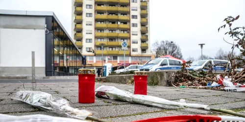 Candele pentru victimele atacatorului din Germania de la Henau FOTO EPA-EFE