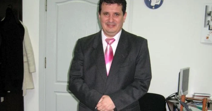 Adrian Vlădoiu luptă apără victimele traficanţilor de persoane