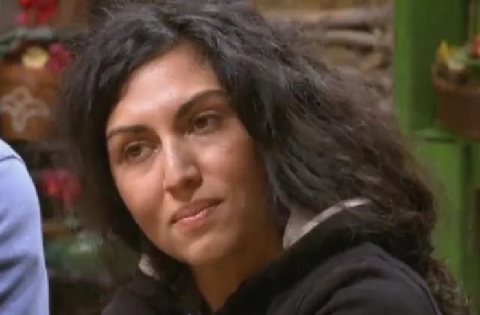 
    Ferma vedetelor - Doiniţa Oancea, aleasă fermierul săptămâniiFoto: captură PRO TV  