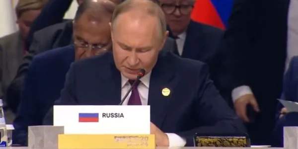 putin s a balbait la BRICS foto X jpeg