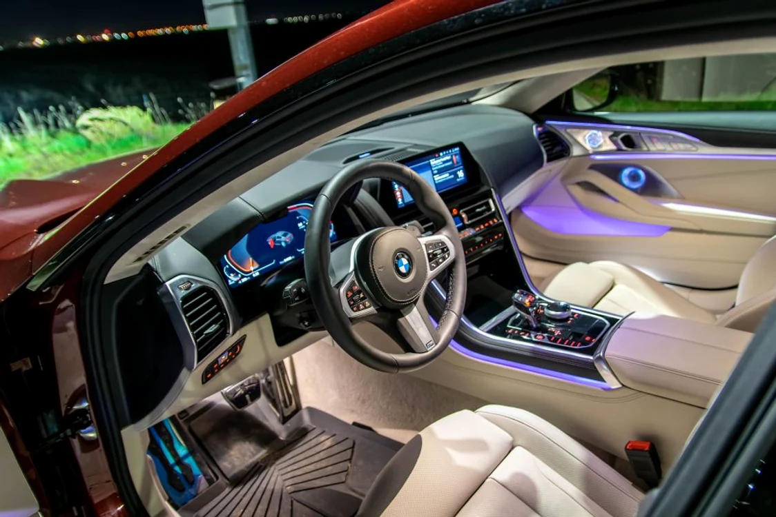 BMW seria 8 xDrive Grand Coupe are la eMag o reducere de 34 de mii de euroSursa foto: Shutterstock