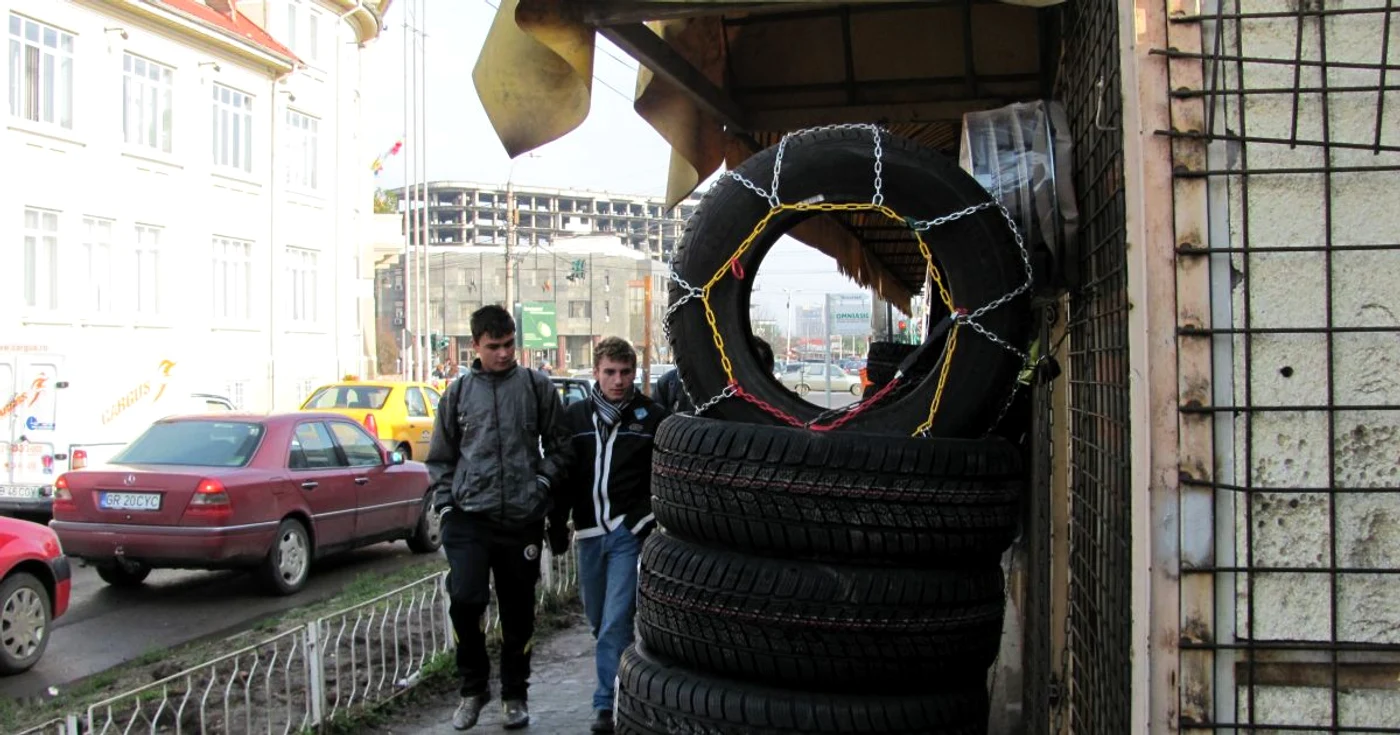 Cel mai ieftin cauciuc de iarnă costă 160 de lei